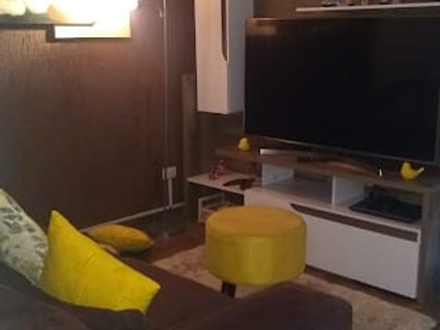 Foto do Apartamento - Apartamento à venda, 53 metros, 3 dormitórios, 1 vaga, reformado -  Vila Amália,  condomínio  Horto II São Paulo, SP | Lares e Andares Imóveis