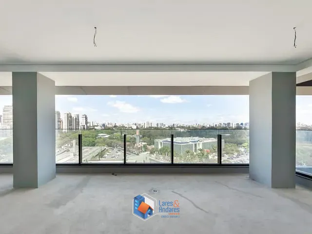 Apartamento com 231m² 3 quartos e 5 banheiros, à venda, no bairro Ibirapuera em São Paulo
