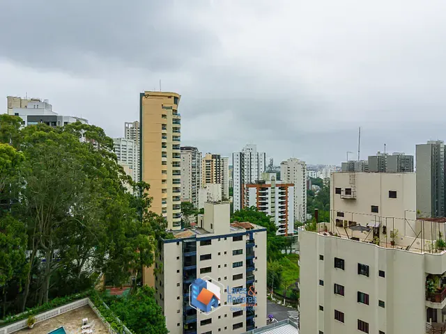 Apartamento com 156m² 4 quartos e 5 banheiros, à venda, no bairro Vila Suzana em São Paulo