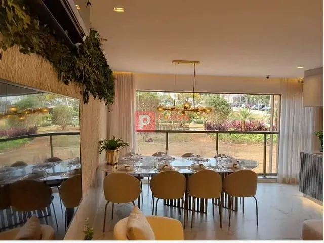 Apartamento com 220m² 3 quartos e 3 banheiros, à venda, no bairro Brooklin em São Paulo