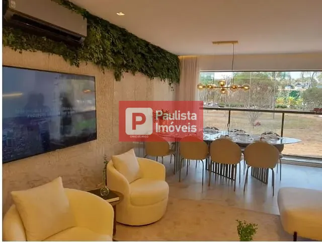Apartamento com 220m² 3 quartos e 3 banheiros, à venda, no bairro Jardim das Acácias em São Paulo