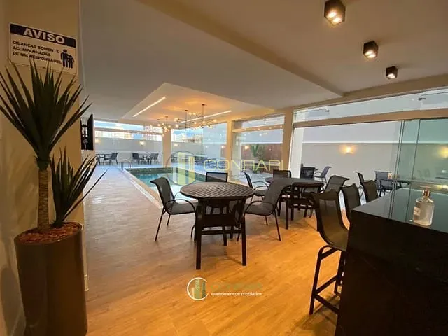 Apartamento com 220m² 4 quartos e 5 banheiros, à venda, no bairro Meia Praia em Itapema
