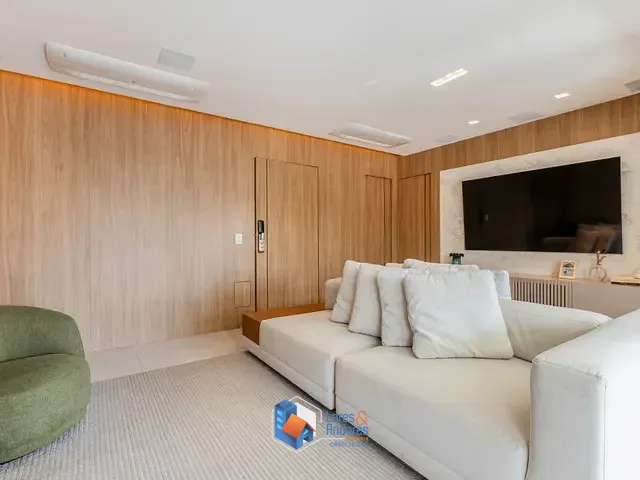 Apartamento com 170m² 3 quartos e 5 banheiros, à venda, no bairro Moema em São Paulo