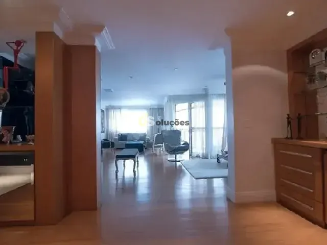 Apartamento 4 quartos e 6 banheiros, à venda, no bairro Vila Uberabinha em São Paulo