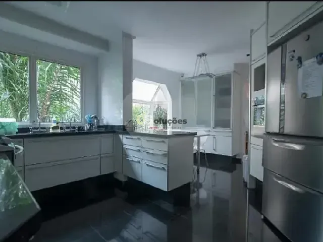 Apartamento 4 quartos e 6 banheiros, à venda, no bairro Vila Uberabinha em São Paulo