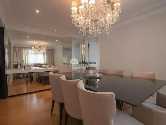 Apartamento 4 quartos e 6 banheiros, à venda, no bairro Vila Uberabinha em São Paulo