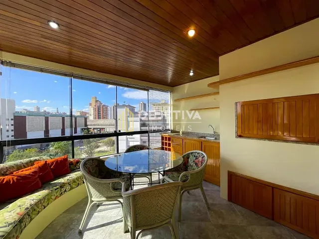 Apartamento 3 quartos e 3 banheiros, para alugar, no bairro Rio Branco em Novo Hamburgo