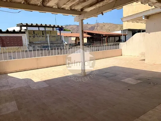 Apartamento 2 quartos e 1 banheiro, à venda, no bairro Vaz Lobo em Rio de Janeiro