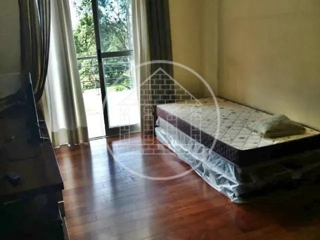 Apartamento 2 quartos e 1 banheiro, à venda, no bairro Paraíso do Morumbi em São Paulo