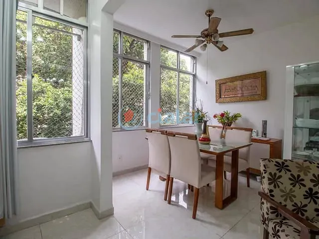Apartamento 2 quartos e 1 banheiro, à venda, no bairro Tijuca em Rio de Janeiro