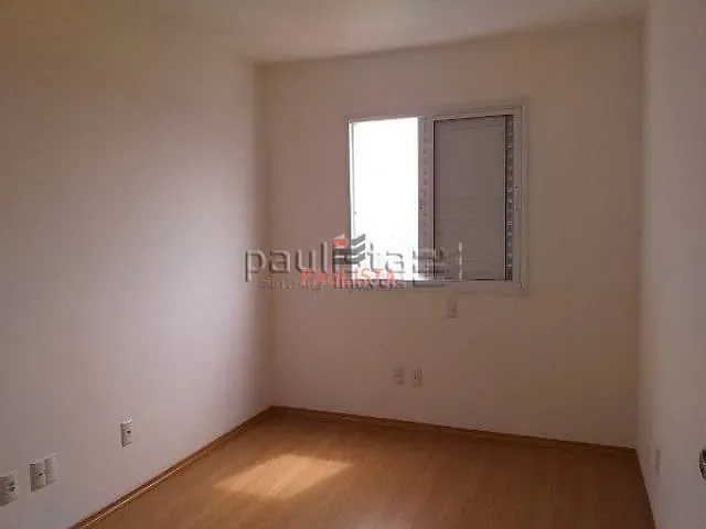 Apartamento 2 quartos e 1 banheiro, para alugar, no bairro Vila Príncipe de Gales em Santo André