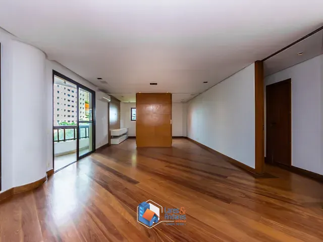 Apartamento com 198m² 3 quartos e 5 banheiros, à venda, no bairro Indianópolis em São Paulo