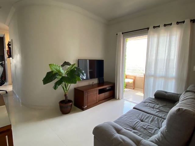 Apartamento 2 quartos e 2 banheiros, à venda, no bairro Parque Industrial em São José dos Campos