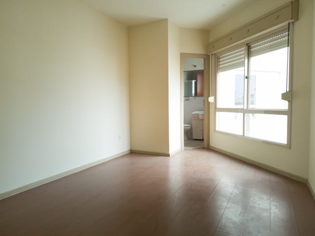 Apartamento 2 quartos e 2 banheiros, à venda, no bairro Centro em Pelotas