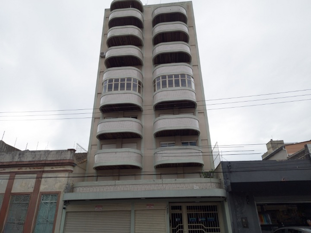 Apartamento 2 quartos e 2 banheiros, à venda, no bairro Centro em Pelotas