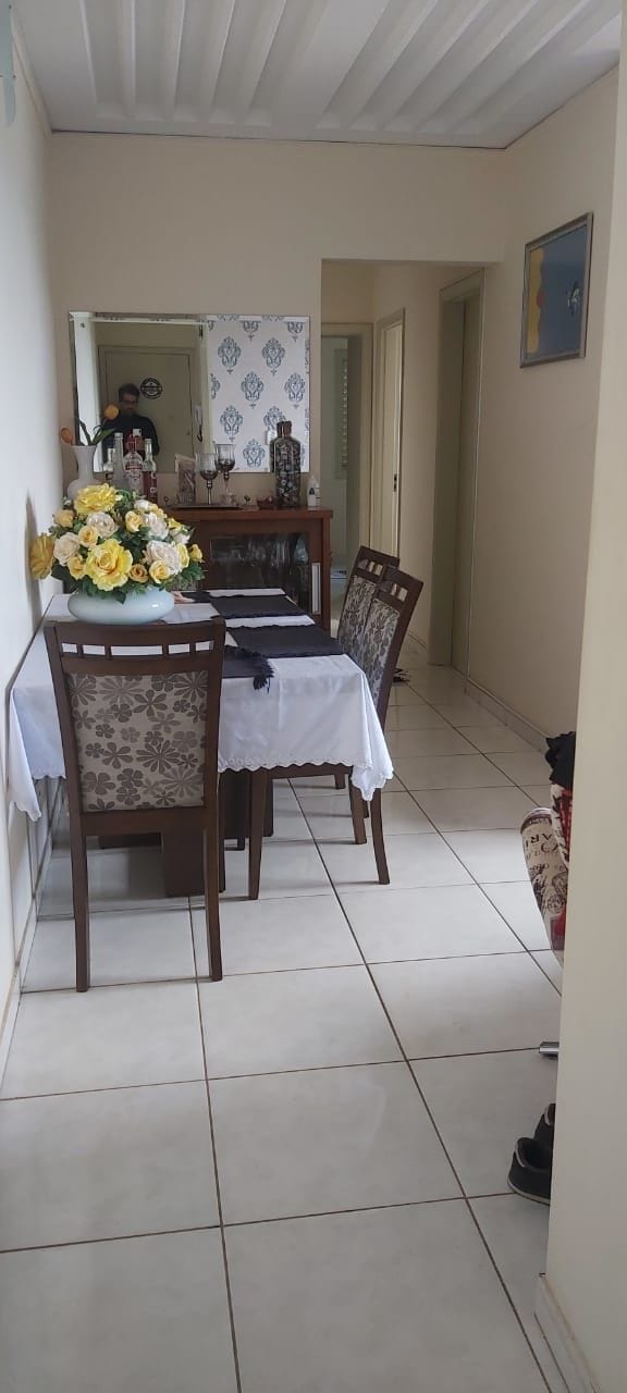 Foto do Apartamento - Apartamento à venda, Aeroporto, Londrina, PR, 3 quartos, 1 banheiro, 1 vaga de garagem, salão de festa novo. | Guepardo Imob