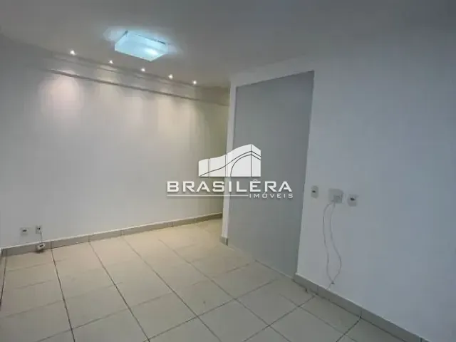 Apartamento 2 quartos e 2 banheiros, à venda, no bairro Vila Americano do Brasil em Goiânia