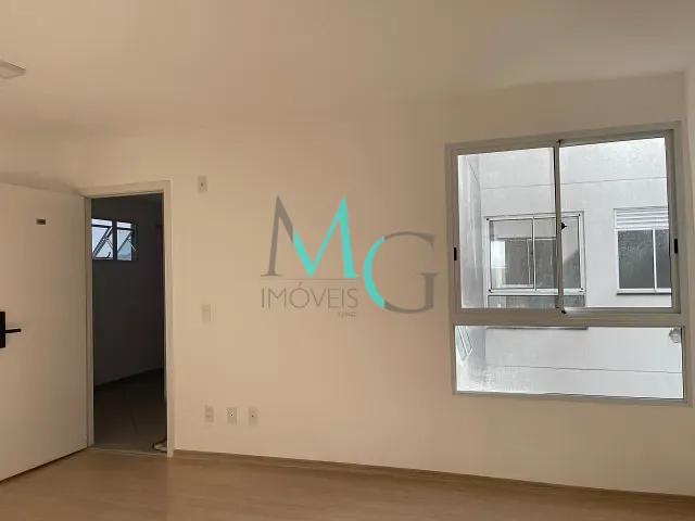 Apartamento 2 quartos e 1 banheiro, à venda, no bairro Cosmos em Rio de Janeiro