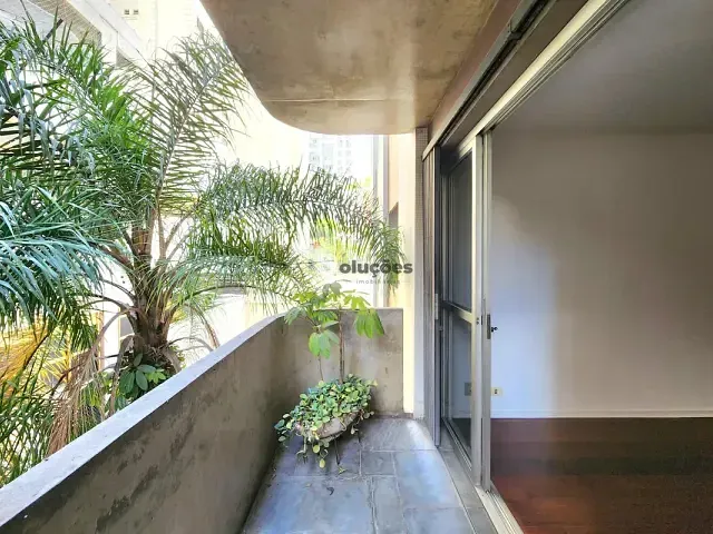 Apartamento 3 quartos e 3 banheiros, à venda, no bairro Moema em São Paulo