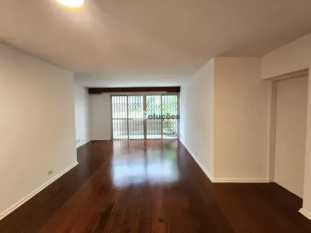 Apartamento 3 quartos e 3 banheiros, à venda, no bairro Moema em São Paulo