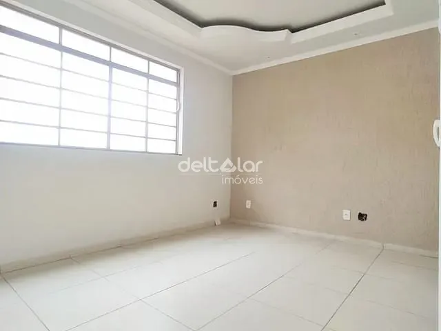 Apartamento com 80m² 3 quartos e 1 banheiro, à venda, no bairro São João Batista em Belo Horizonte