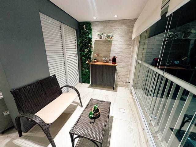 Apartamento 3 quartos e 4 banheiros, à venda ou para alugar, no bairro Jardim das Indústrias em São José dos Campos
