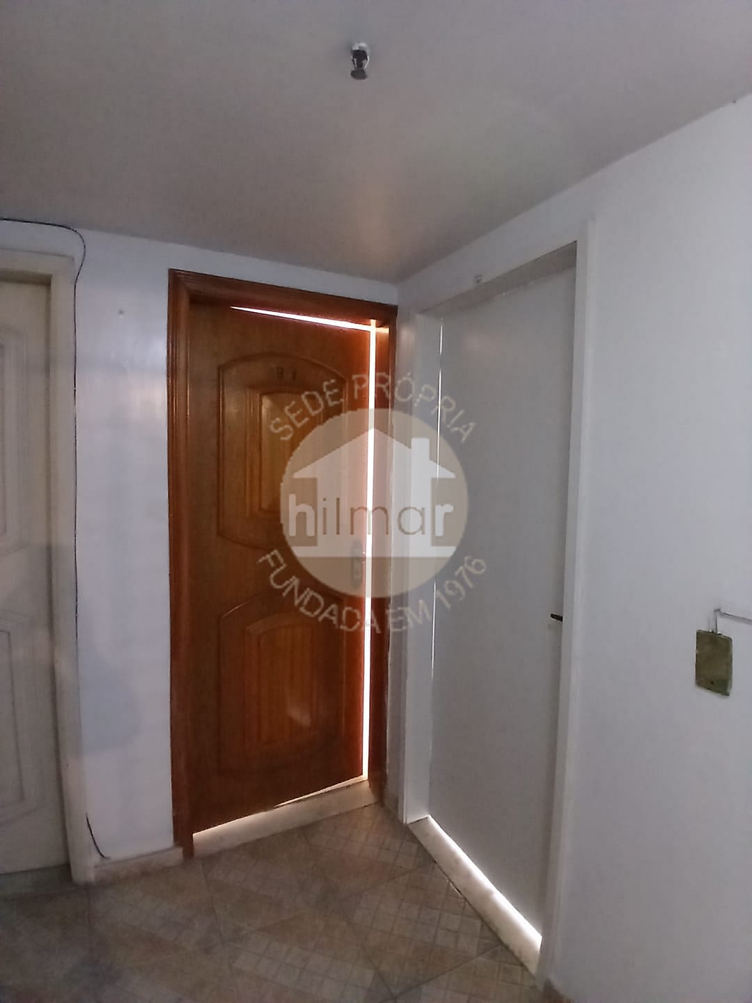 Apartamento para alugar com 3 quartos, 107m² - Foto 3