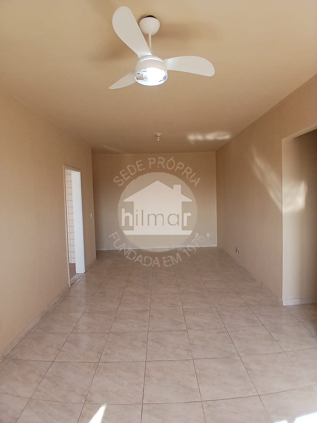 Apartamento para alugar com 3 quartos, 107m² - Foto 9