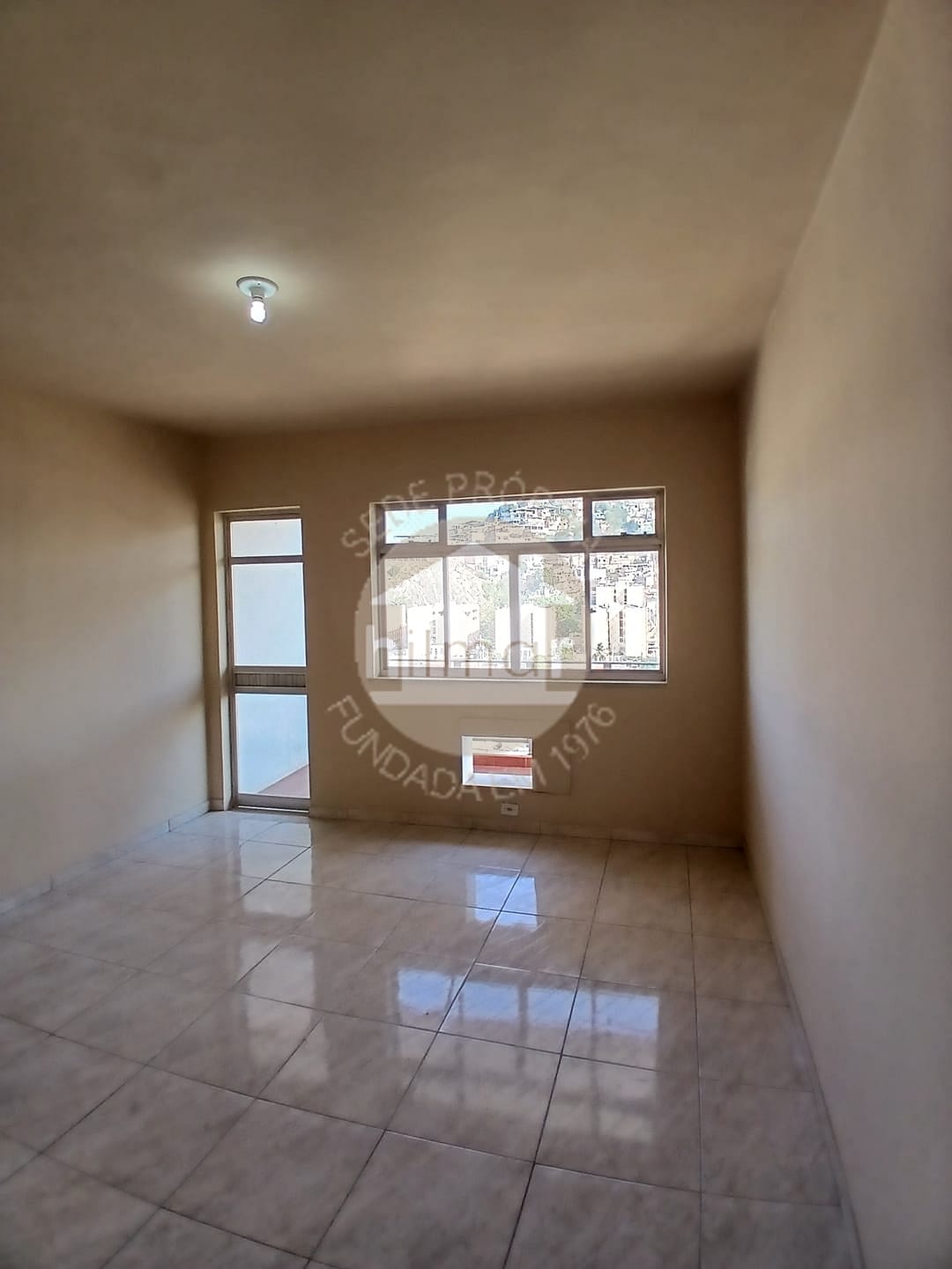 Apartamento para alugar com 3 quartos, 107m² - Foto 11