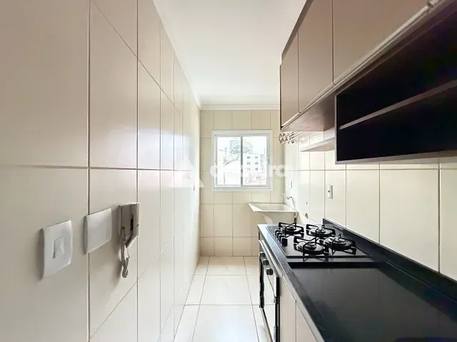 Apartamento com 84m² 2 quartos e 1 banheiro, à venda ou para alugar, no bairro Centro em Ponta Grossa