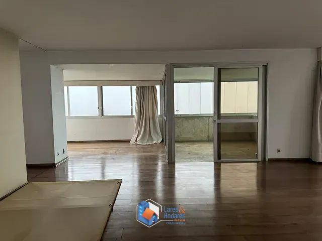 Apartamento com 411m² 4 quartos e 6 banheiros, à venda, no bairro Jardim Marajoara em São Paulo