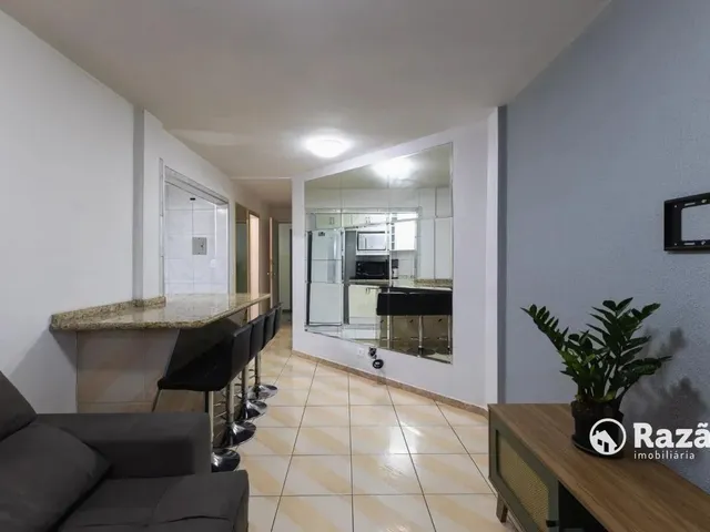 Apartamento 2 quartos e 1 banheiro, para alugar, no bairro Capão Raso em Curitiba