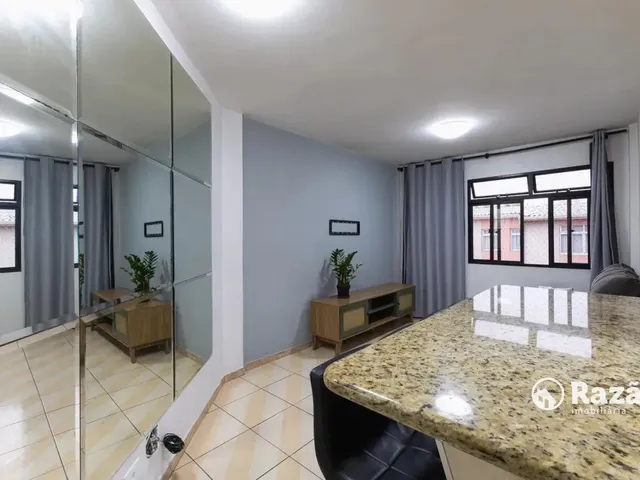 Apartamento 2 quartos e 1 banheiro, para alugar, no bairro Capão Raso em Curitiba