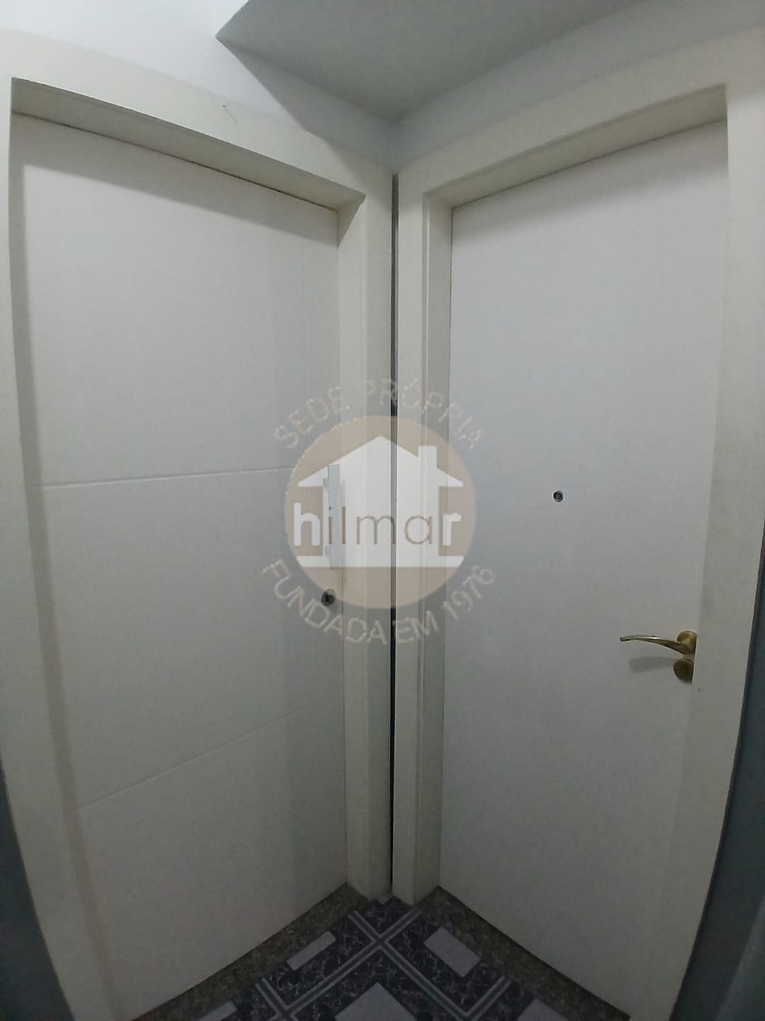 Apartamento para alugar com 2 quartos, 72m² - Foto 2
