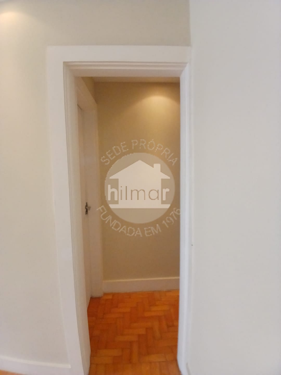 Apartamento para alugar com 2 quartos, 72m² - Foto 9