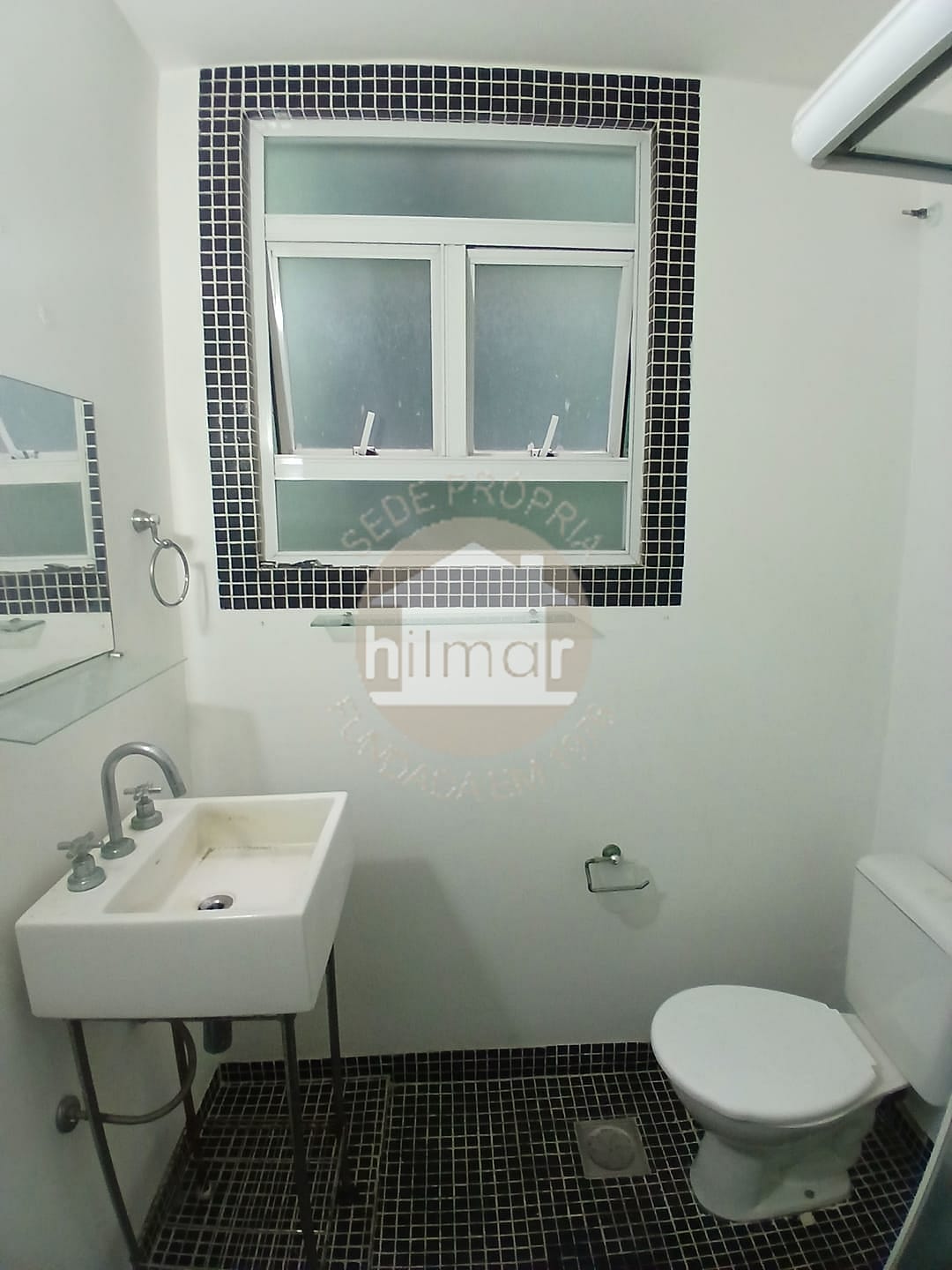 Apartamento para alugar com 2 quartos, 72m² - Foto 23