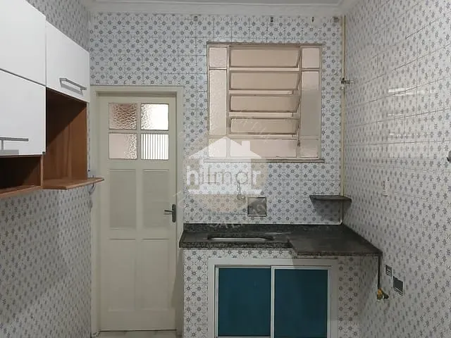 Apartamento com 72m² 2 quartos e 1 banheiro, para alugar, no bairro Penha Circular em Rio de Janeiro
