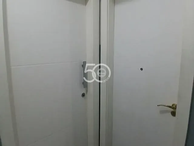 Apartamento com 72m² 2 quartos e 1 banheiro, para alugar, no bairro Penha Circular em Rio de Janeiro
