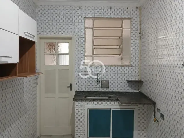 Apartamento com 72m² 2 quartos e 1 banheiro, para alugar, no bairro Penha Circular em Rio de Janeiro