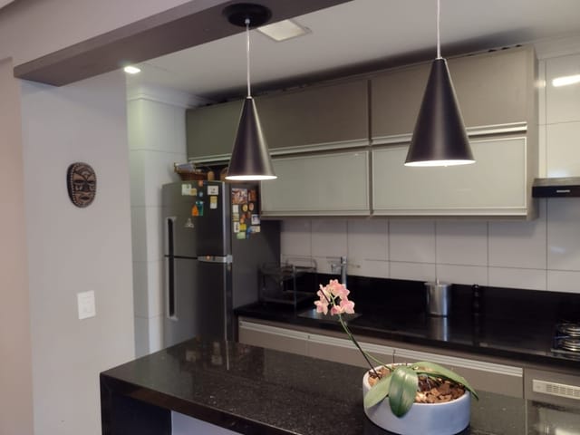 Apartamento 2 quartos e 2 banheiros, à venda, no bairro Areal em Pelotas