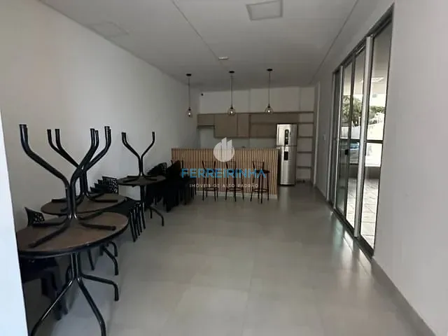 Apartamento 2 quartos e 2 banheiros, à venda, no bairro Jardim Oriente em São José dos Campos