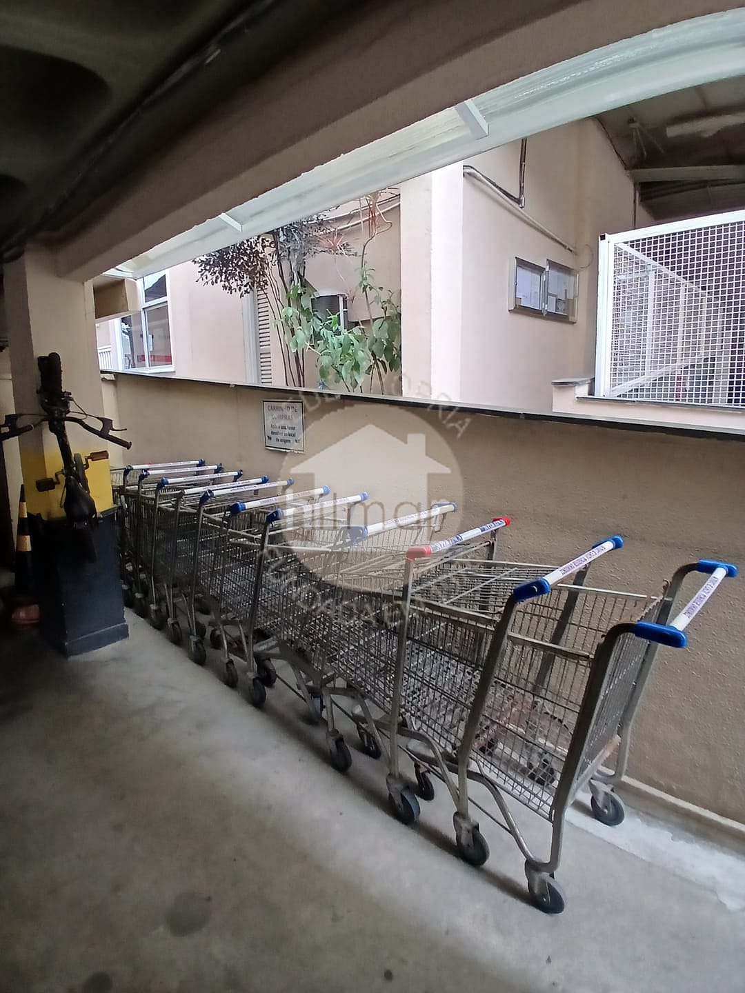 Apartamento para alugar com 2 quartos, 45m² - Foto 42