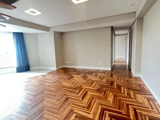 Apartamento 3 quartos e 3 banheiros, para alugar, no bairro Mossunguê em Curitiba
