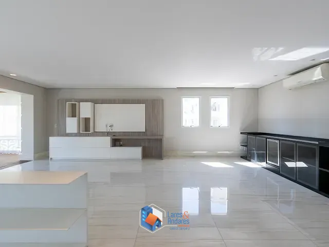 Apartamento com 392m² 4 quartos e 5 banheiros, à venda, no bairro Vila Suzana em São Paulo