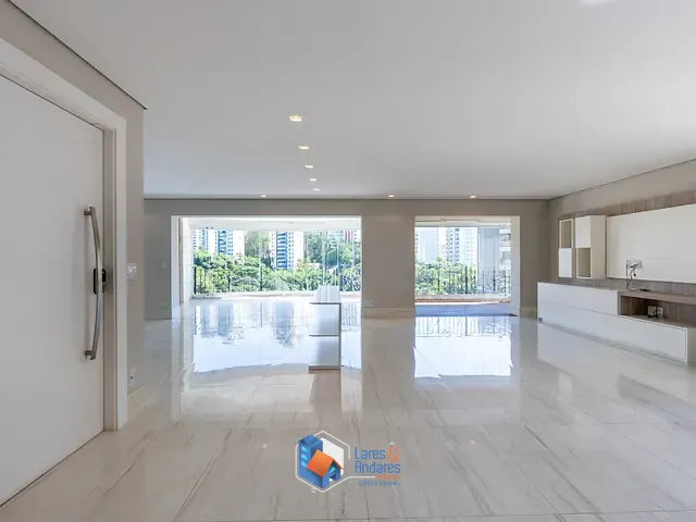 Apartamento com 392m² 4 quartos e 5 banheiros, à venda, no bairro Vila Suzana em São Paulo