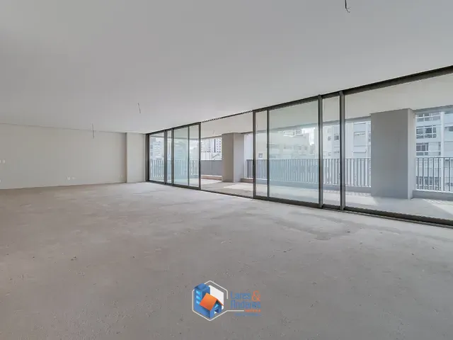 Apartamento com 500m² 4 quartos e 6 banheiros, à venda, no bairro Higienópolis em São Paulo
