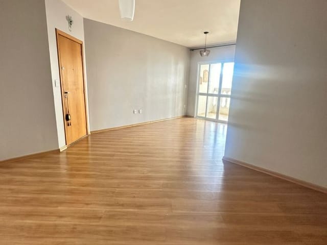 Apartamento 4 quartos e 2 banheiros, à venda, no bairro Jardim Esplanada II em São José dos Campos