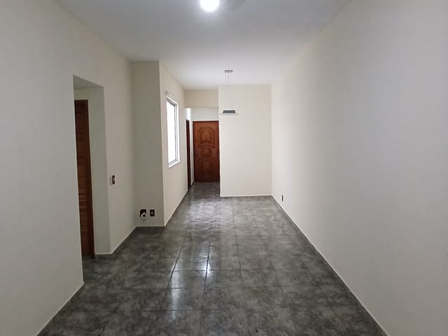 Foto do Apartamento - VICENTE DE CARVALHO - ÓTIMO APARTAMENTO COM 2 QUARTOS, BANHEIRO, SALA, COZINHA, VARANDA, GARAGEM E JUNTO AO COMÉRCIO.Vicente de Carvalho, Rio de Janeiro, RJ | Hilmar