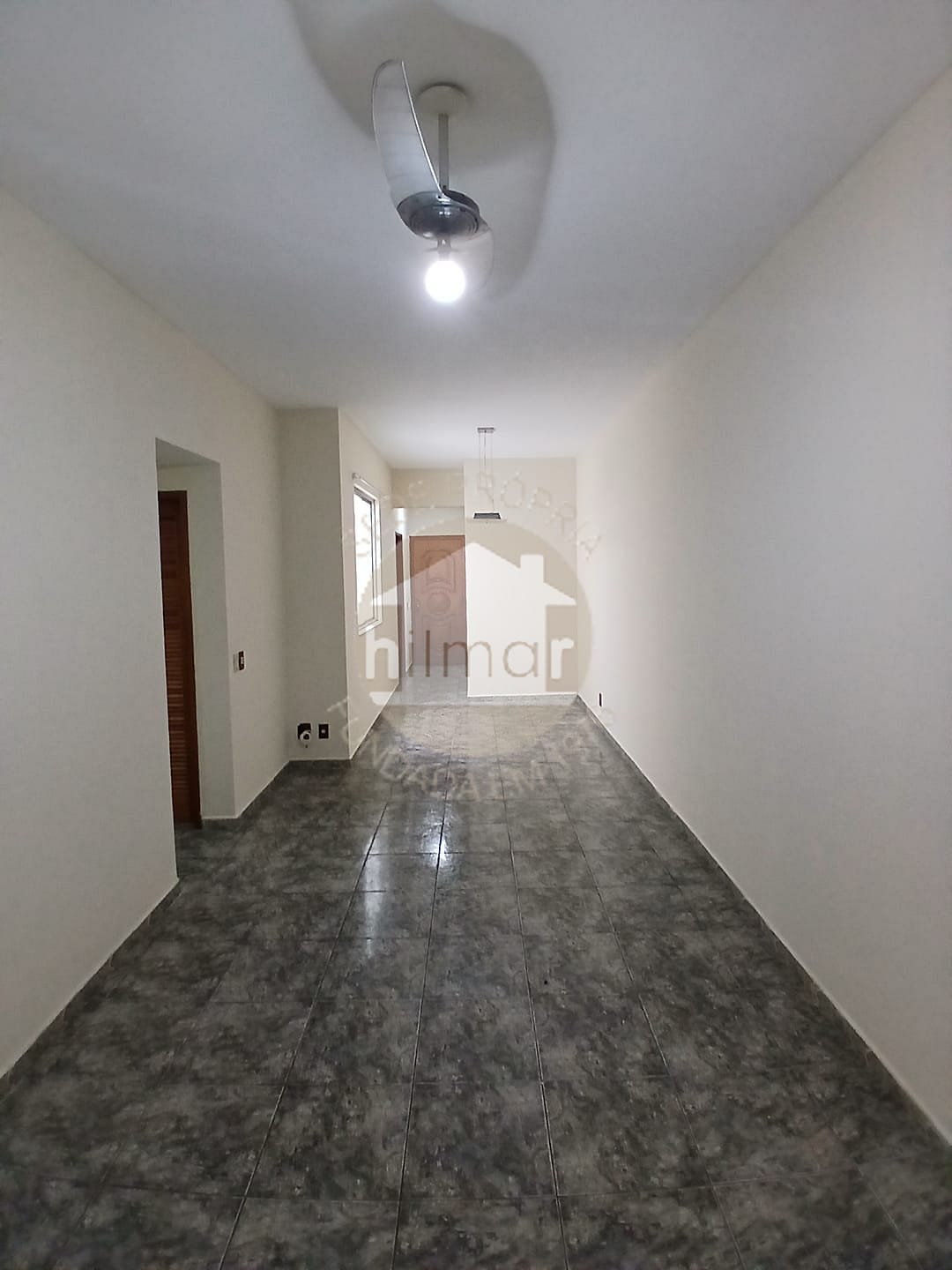 Apartamento para alugar com 2 quartos, 95m² - Foto 3