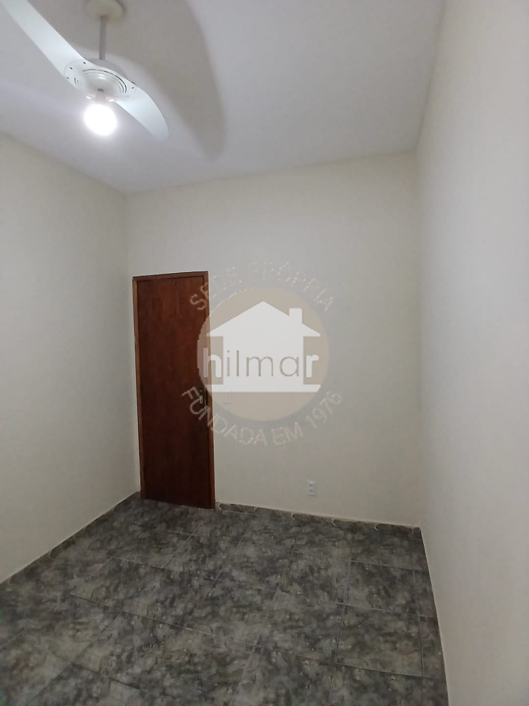 Apartamento para alugar com 2 quartos, 95m² - Foto 9
